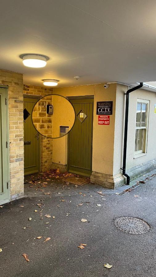 Two Bedroom Flat Town Centre Colchester Exterior foto